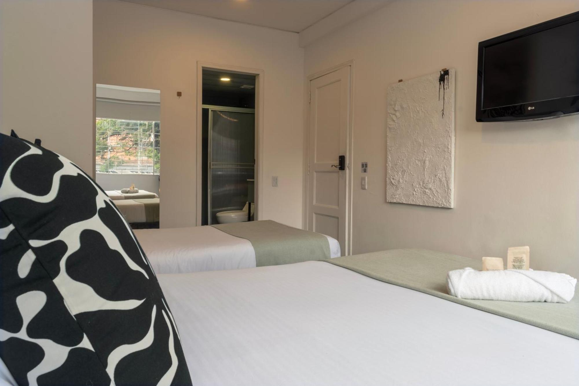 Nomadia Hostel Boutique Богота Екстериор снимка